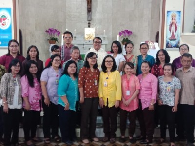 Penghargaan 25 Tahun Berkarya di SDS Sint Yoseph